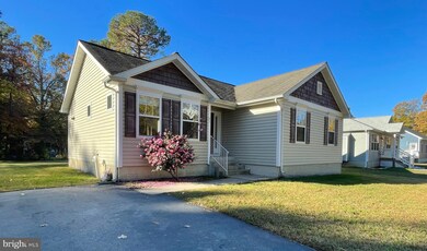 71 Stratford Dr, Colonial Beach, VA 22443 - photo 2