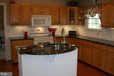 2407 Cabernet Ct, Fallston, MD 21047 - photo 2