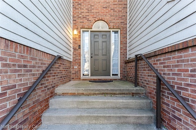 29 Lyons Ct unit 37, Dearborn, MI 48126 - photo 4