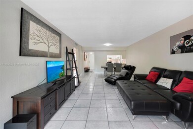 1810 W 56th St unit 3204, Hialeah, FL 33012 - photo 4