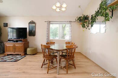 1046 N Hudson St SE, Lowell, MI 49331 - photo 7