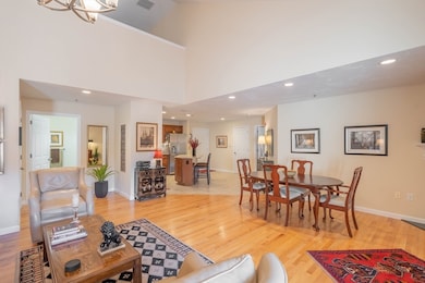 216 Reservoir St unit 309, Holden, MA 01520 - photo 2