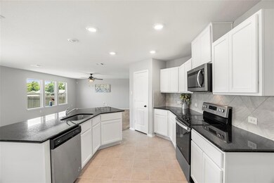 117 W Point Way, Elgin, TX 78621 - photo 3