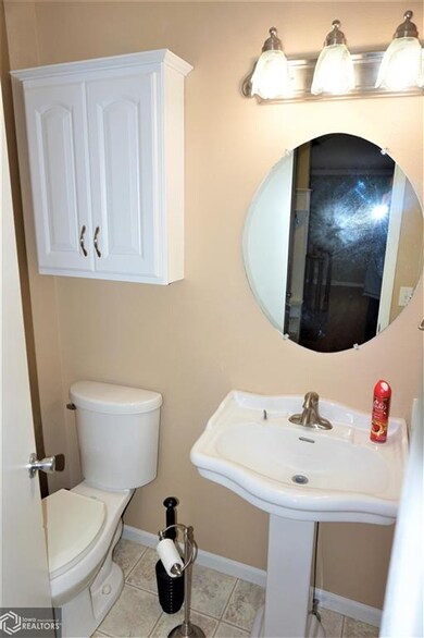 312 Southgate Rd, Carroll, IA 51401 - photo 3