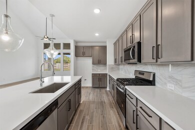 16243 Mallard View Ln, Hockley, TX 77447 - photo 4