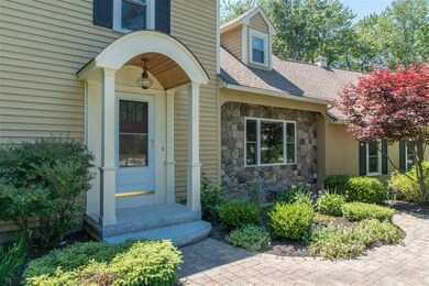 49 Old Sawmill Rd, Bedford, NH 03110 - photo 2