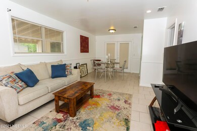 6725 Mopsy Ln, Jacksonville, FL 32210 - photo 4