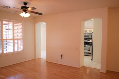 04_Living Room