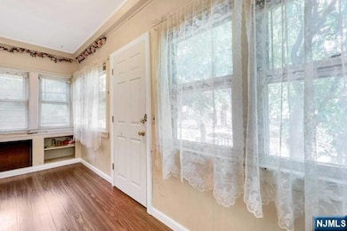 31 Chestnut St, Tenafly, NJ 07670 - photo 5