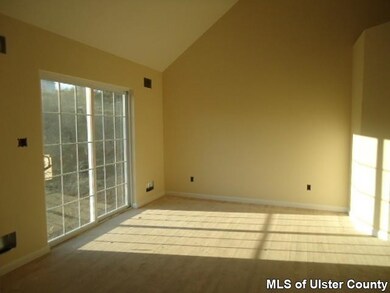 252 Plattekill Rd, Marlboro, NY 12542 - photo 5