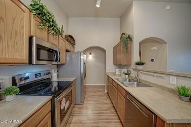 3503 S Adelle-7