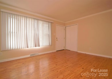 832 Tilden Rd, Charlotte, NC 28214 - photo 6