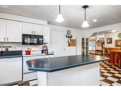 3244 Spearmint St, Eugene, OR 97404 - photo 5