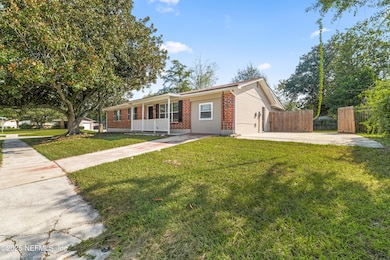 1007 Winstonian Way St, Jacksonville, FL 32221 - photo 3