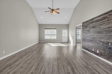 209 Gladys Dr, Shelbyville, TN 37160 - photo 4