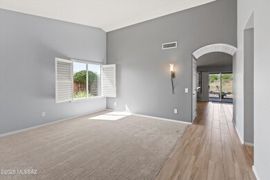 06-Living Area