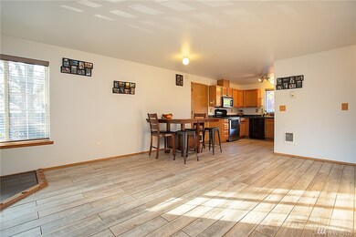 125 112th St SE, Everett, WA 98208 - photo 6