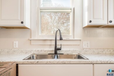 200 E 3rd St, Worthing, SD 57077 - photo 7