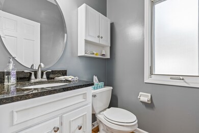 1/2 Bath