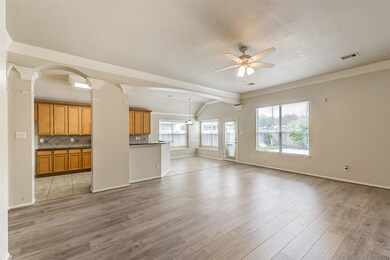 122 Emerald Loch Ln, Richmond, TX 77469 - photo 2