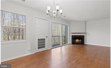 10418 Parthenon Ct, Bethesda, MD 20817 - photo 5