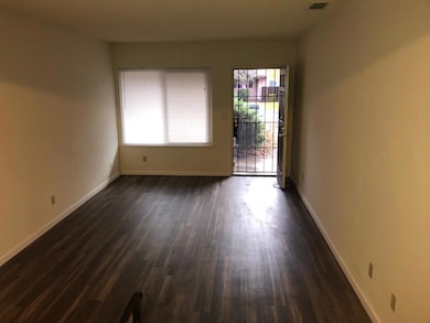 4709 Greenholme Dr, Sacramento, CA 95842 - photo 5