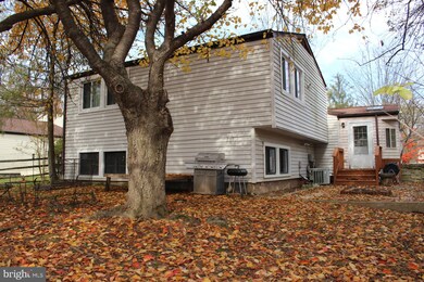 9115 Goldamber Garth, Columbia, MD 21045 - photo 4