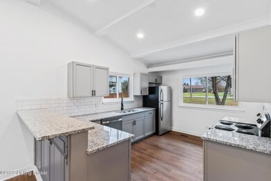 8113 Sherry Lynn Ct, Louisville, KY 40228 - photo 6