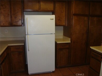 16184 Midway St, Victorville, CA 92395 - photo 7