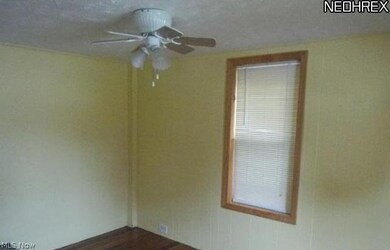 504 W Main Rd, Conneaut, OH 44030 - photo 6