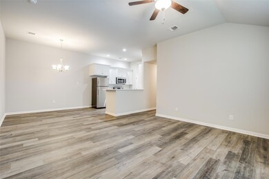 2905 Cardinal Dr unit A, Ennis, TX 75119 - photo 2