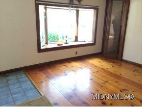 Front Entry Room