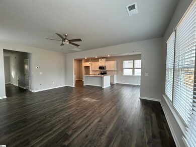 109 Gervais Cir, Greenville, SC 29607 - photo 6