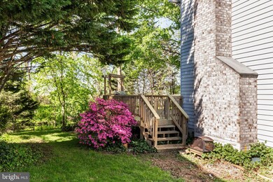 1618 Brimfield Cir, Sykesville, MD 21784 - photo 2