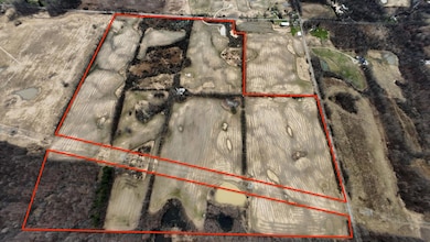 0 V-Drive N, Olivet, MI 49076 - photo 2