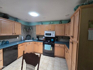 18D Cedar St unit C, Toms River, NJ 08757 - photo 6