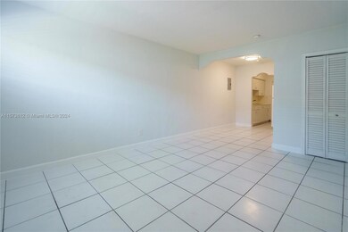 7821 Carlyle Ave unit 4, Miami Beach, FL 33141 - photo 6