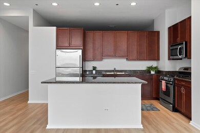 Park Monroe unit 4216, Chicago, IL 60603 - photo 5