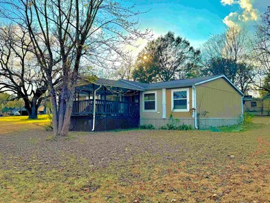 106 Bowden Rd, Gladewater, TX 75647 - photo 3