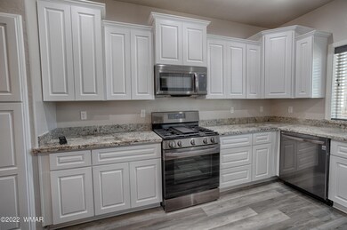 Kitchen (2)