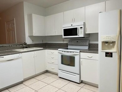 7665 Tamarac Island Cir, Tamarac, FL 33321 - photo 6