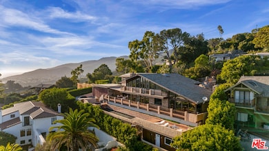 620 Resolauo Dr, Pacific Palisades, CA 90272 - photo 2