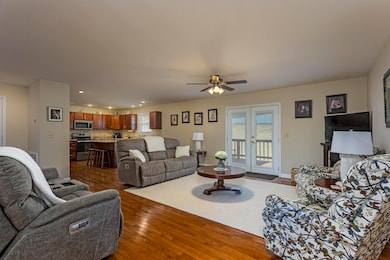 201 Twin Meadows Dr, Dayton, TN 37321 - photo 7