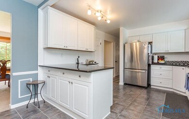 5158 Coldstream Rd, Toledo, OH 43623 - photo 6