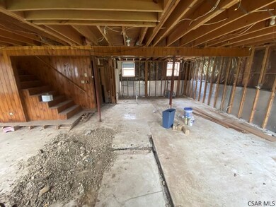 UNFINISHED 1ST FLOOR SPACE