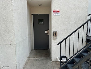 3930 University Center Dr unit 407, Las Vegas, NV 89119 - photo 3