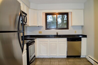9 Concord St unit C2, West Hartford, CT 06119 - photo 4