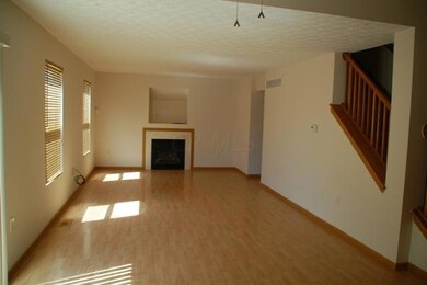 4183 Swallowfield 011