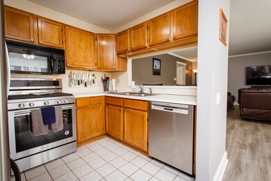 2227 Teton Pkwy, Algonquin, IL 60102 - photo 6