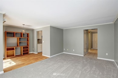 9025 236th St SW unit 8, Edmonds, WA 98026 - photo 3